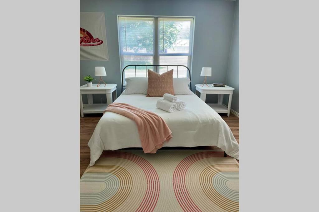 **Min Frm Dwntwn Fort Worth*Modern*Cozy*Townhome** Dış mekan fotoğraf